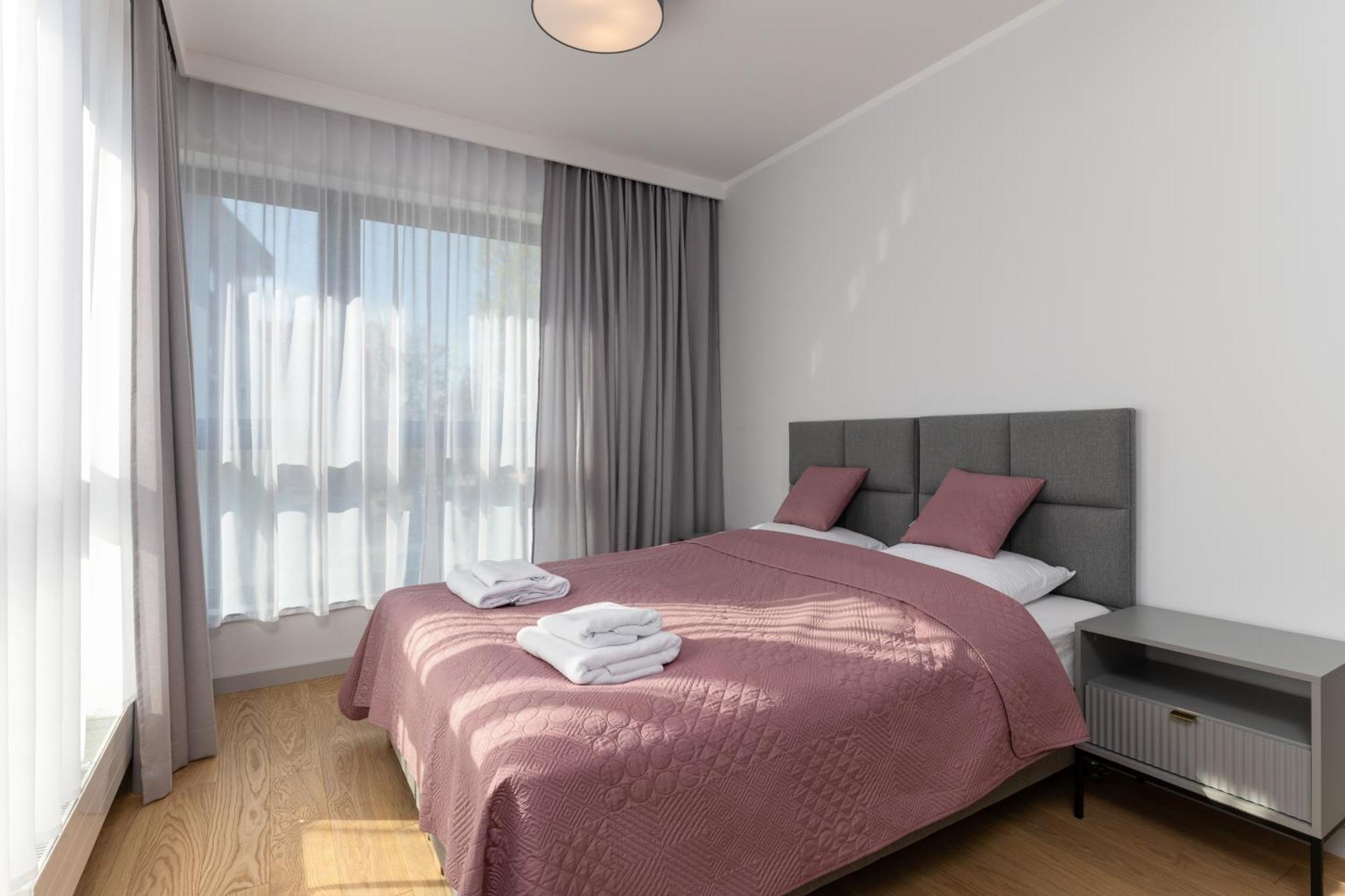 Br12 Premium Apartments , Garaz Bielsko-Biała Eksteriør bilde